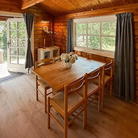 Дом отдыха 2 Bedroom Lovely In Рёдбю